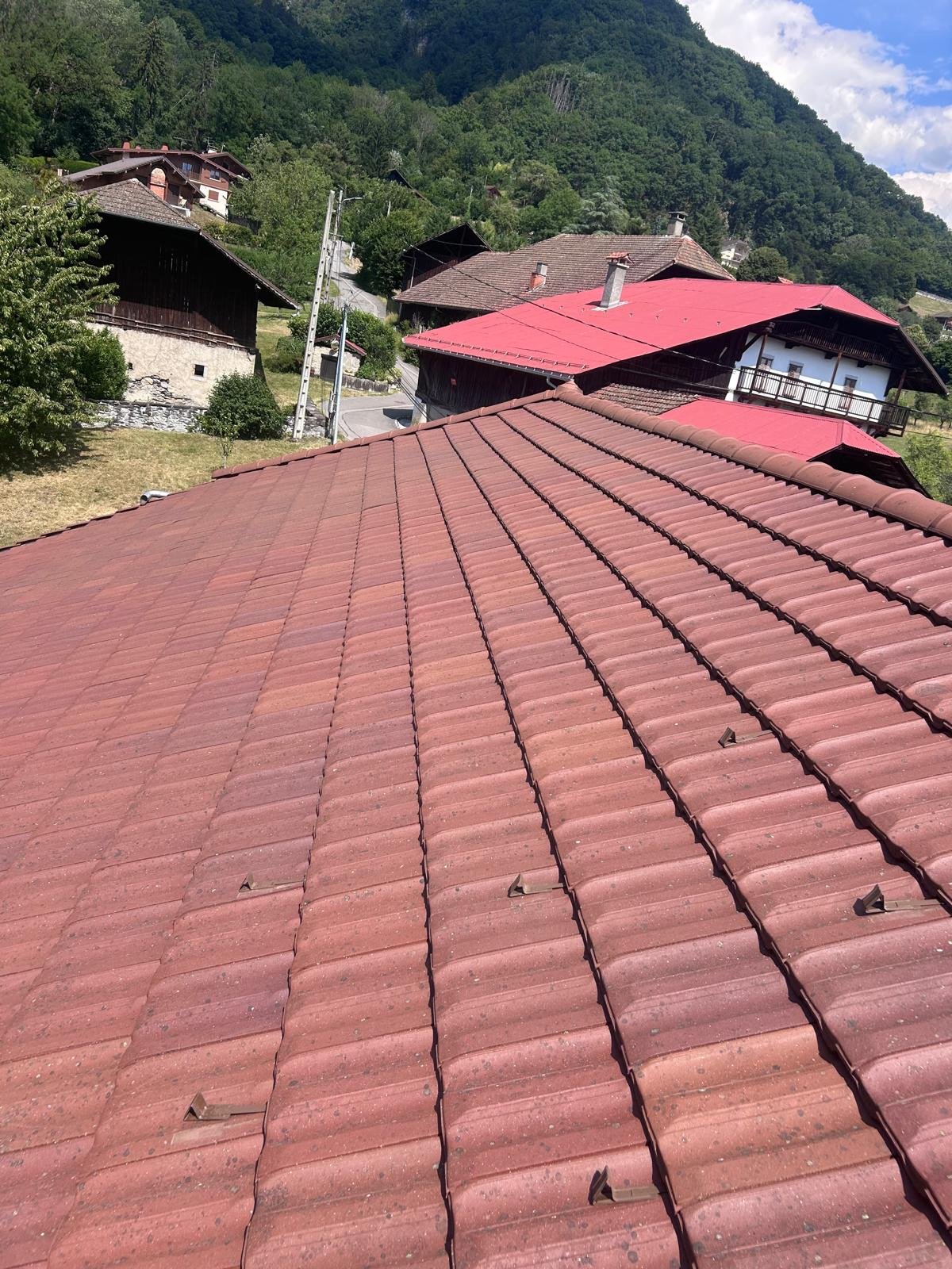 Exemple d'entretien de toiture en Haute-Savoie